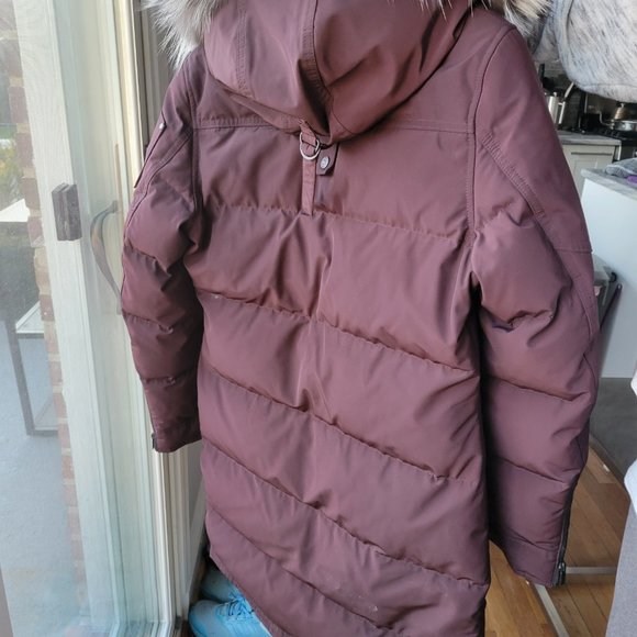 Moose Knuckles Grand Metis Parka - Picture 4 of 6